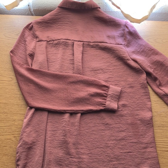 Rose/ Pink Blouse - Picture 2 of 2